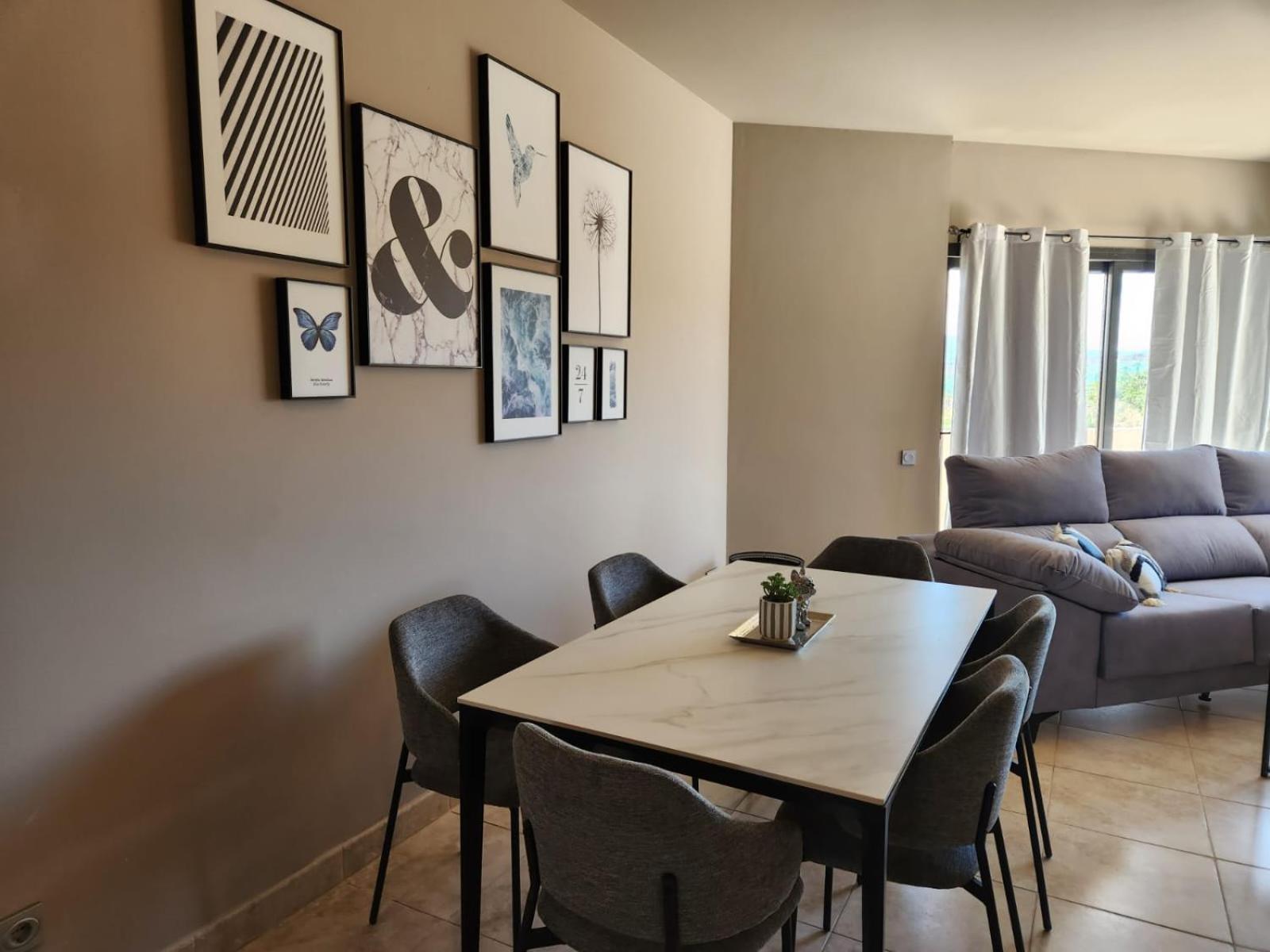Apartamento Atico Esquinero Con Preciosas Vistas Al Valle Del Golf Con Piscina Comunitaria! Vera