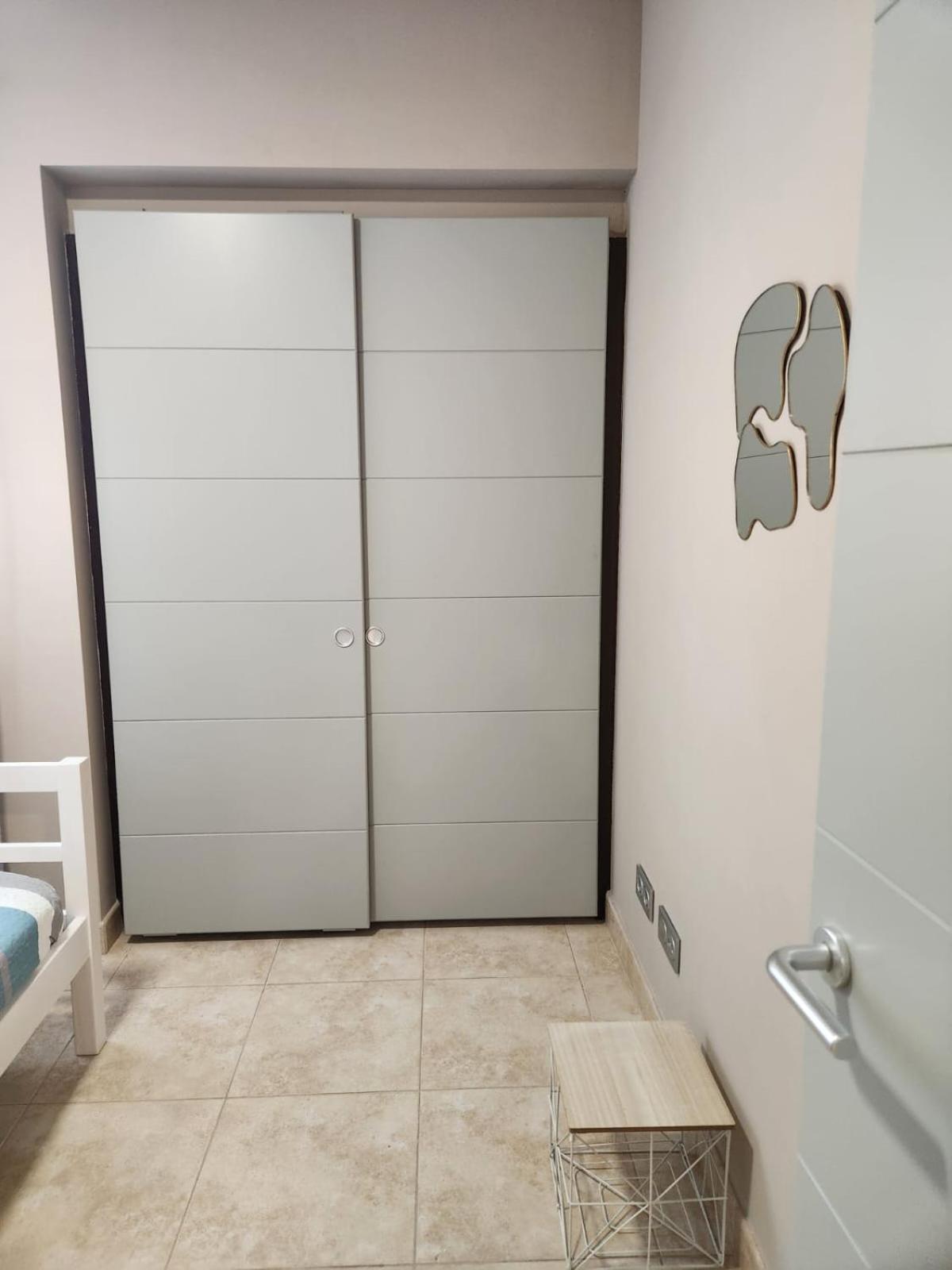 Atico Esquinero Con Preciosas Vistas Al Valle Del Golf Con Piscina Comunitaria! Apartamento *