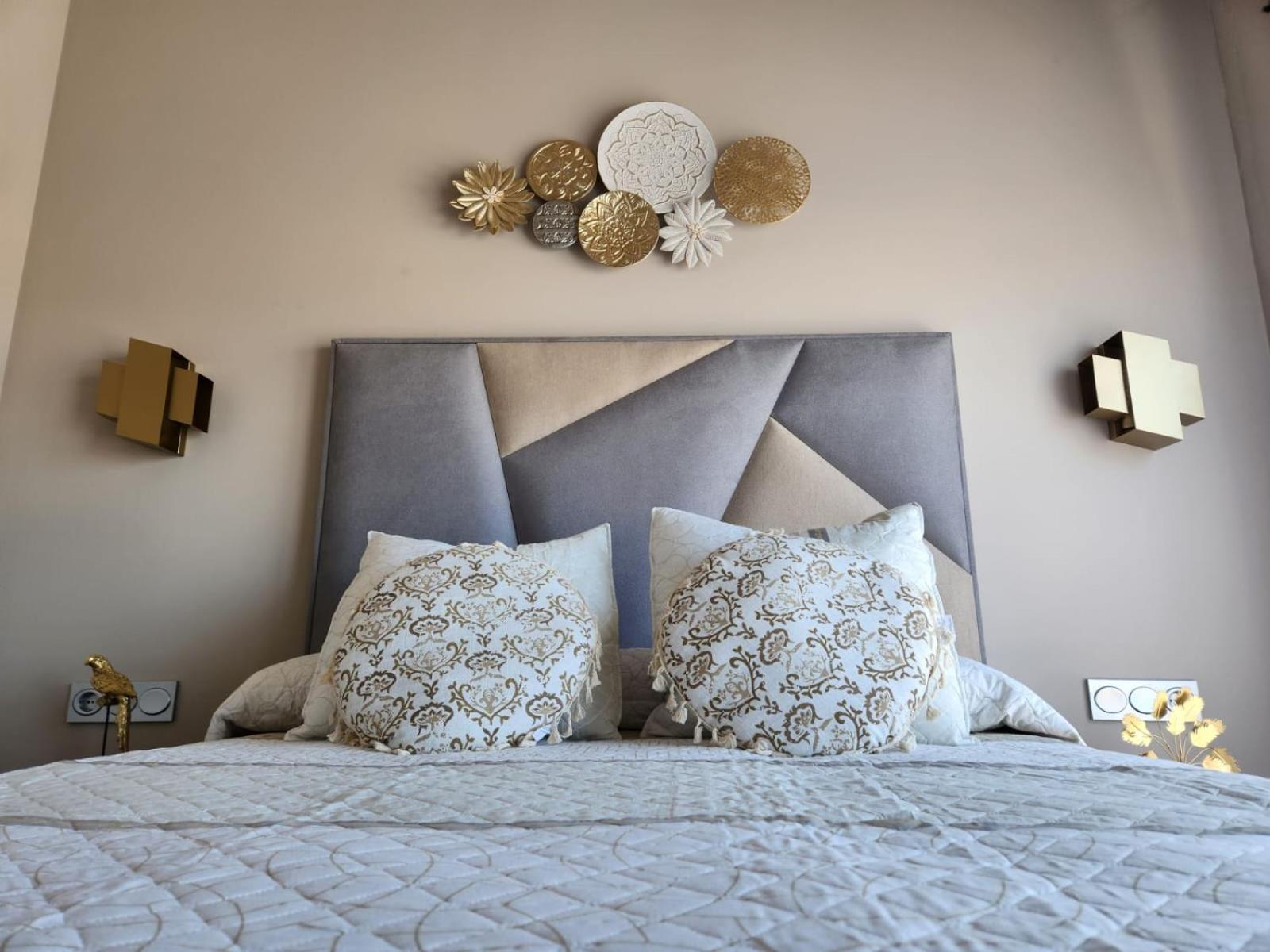 Apartamento Atico Esquinero Con Preciosas Vistas Al Valle Del Golf Con Piscina Comunitaria! Vera