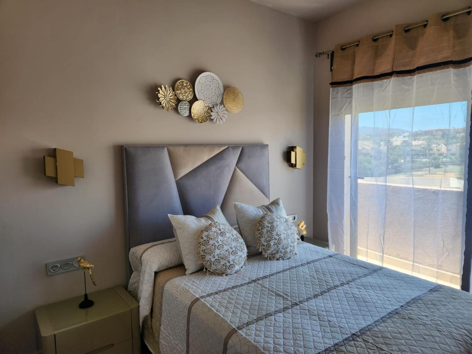 Atico Esquinero Con Preciosas Vistas Al Valle Del Golf Con Piscina Comunitaria! Vera